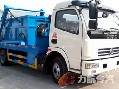 东风大多利卡5方摆臂垃圾车