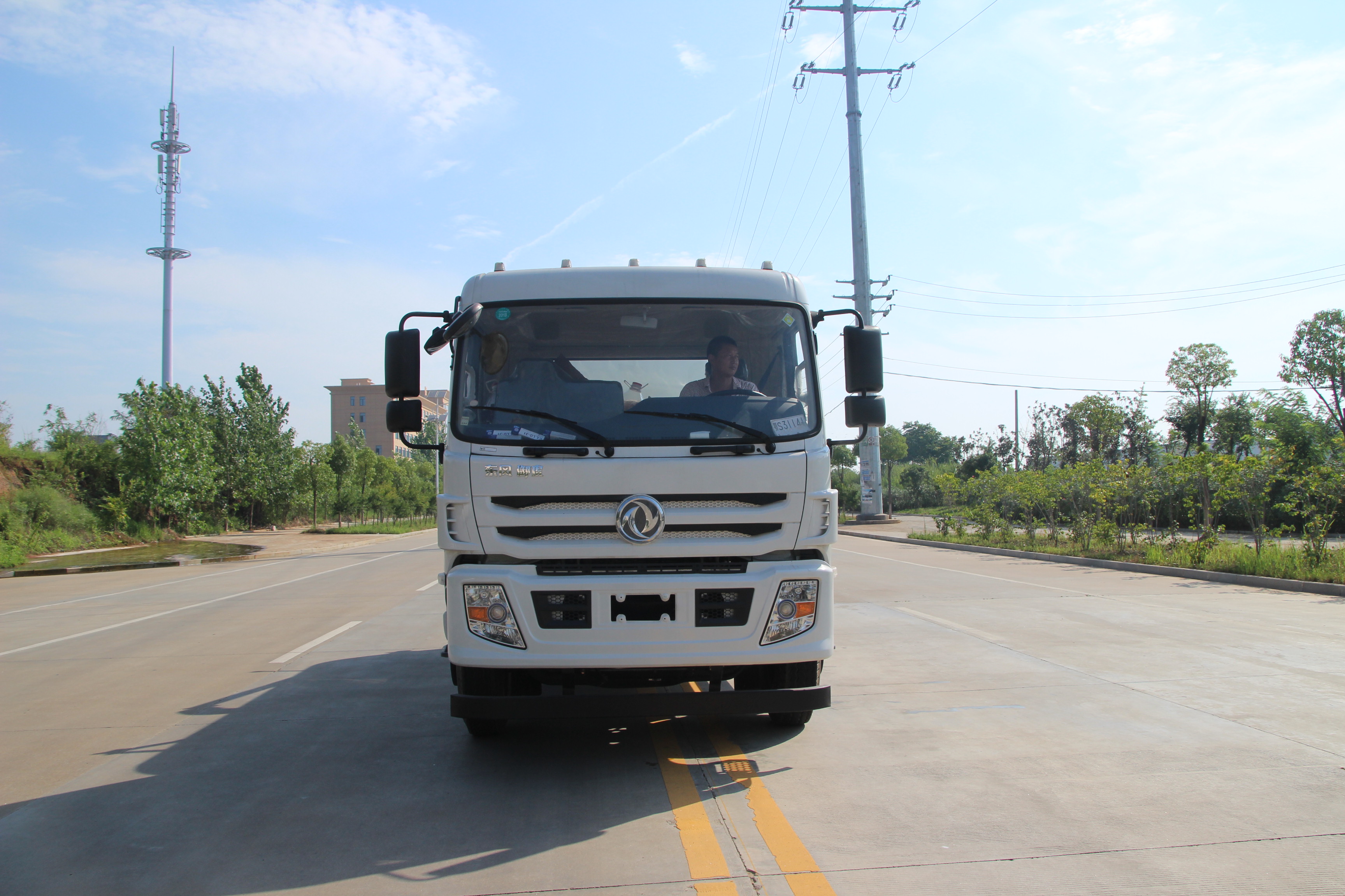 東風(fēng)御虎吸污車