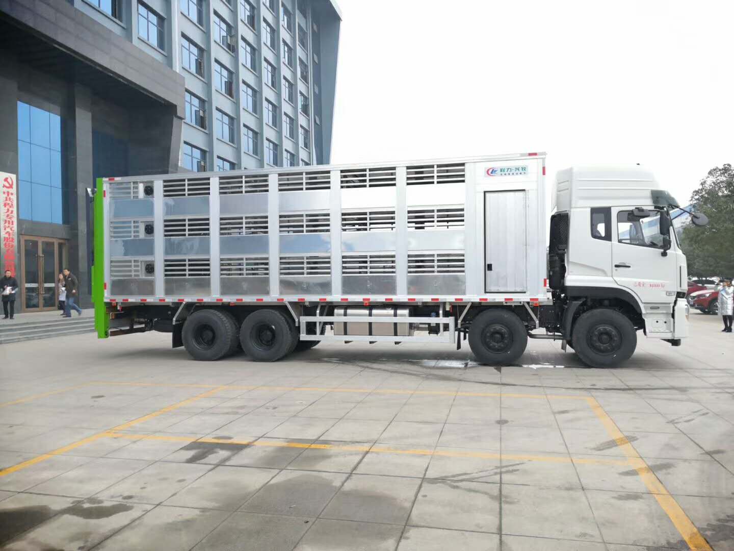 畜禽（豬苗)運輸車