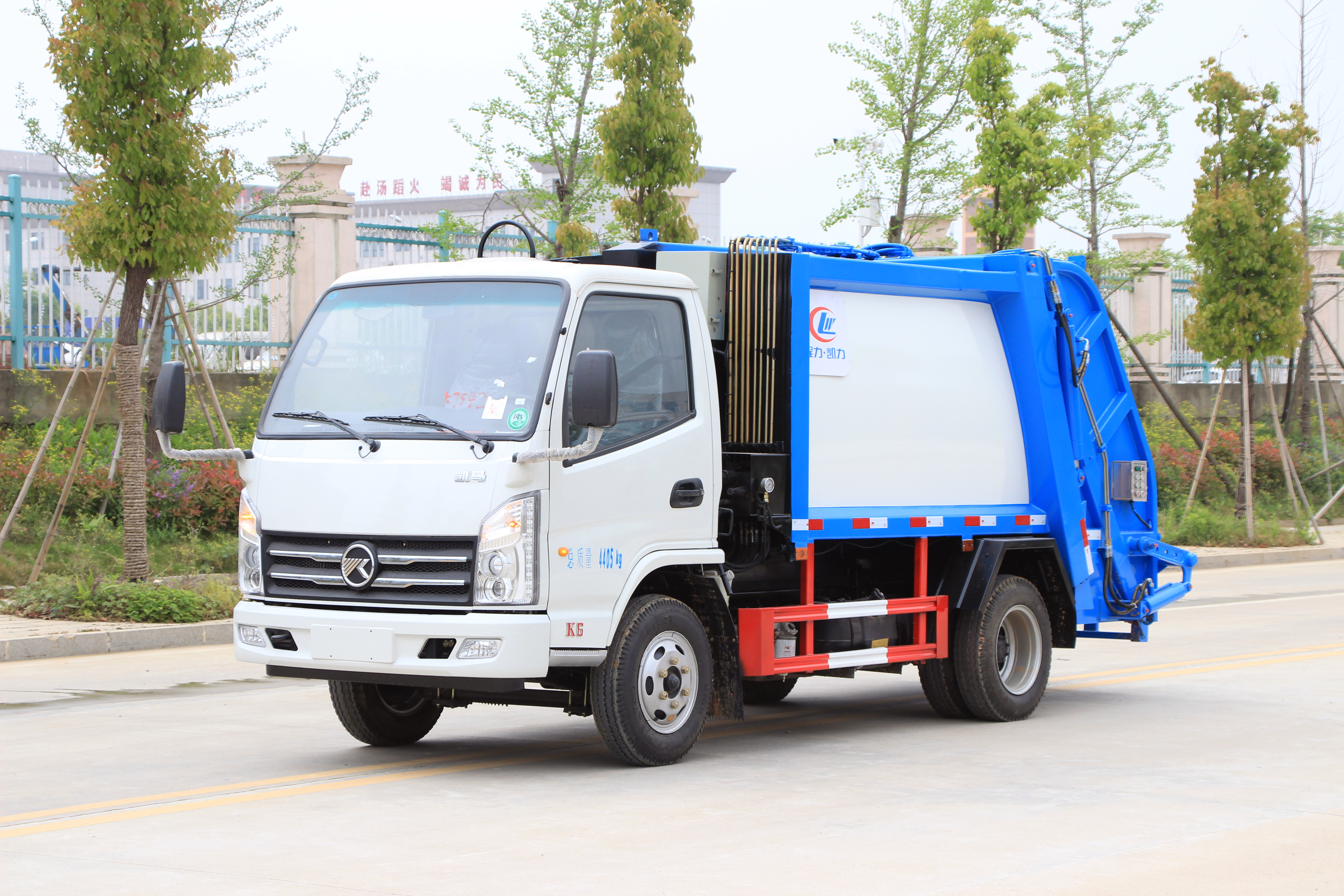 后裝式壓縮垃圾車