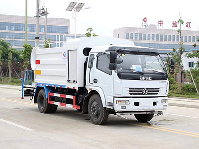 東風(fēng)多利卡D7抑塵車...