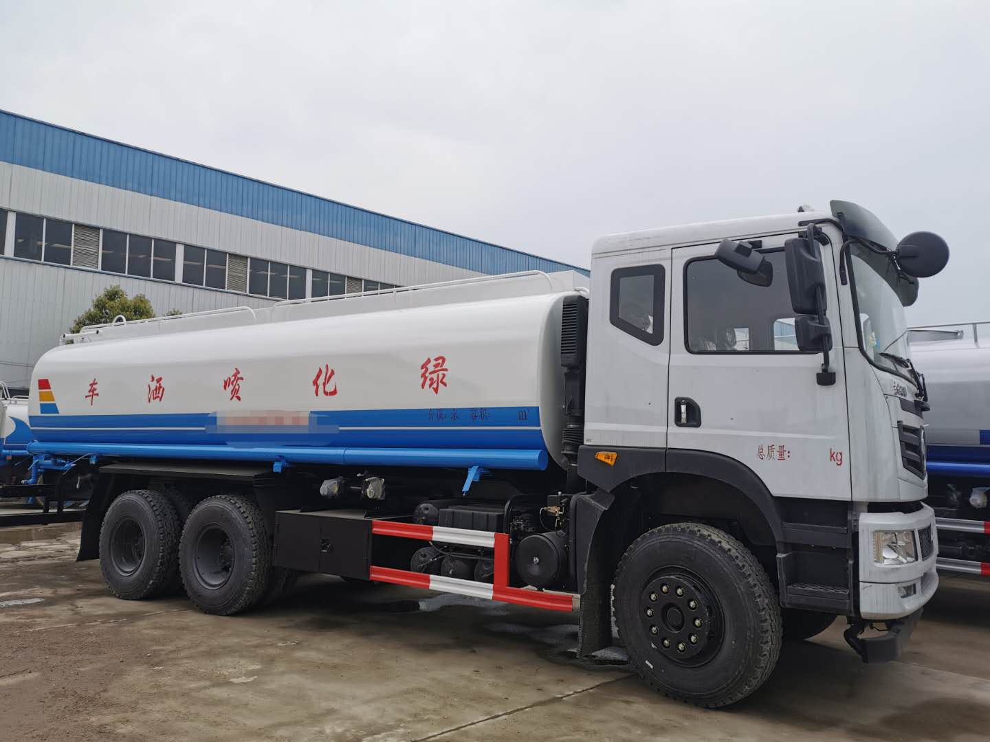 東風(fēng)后雙橋21方灑水車3