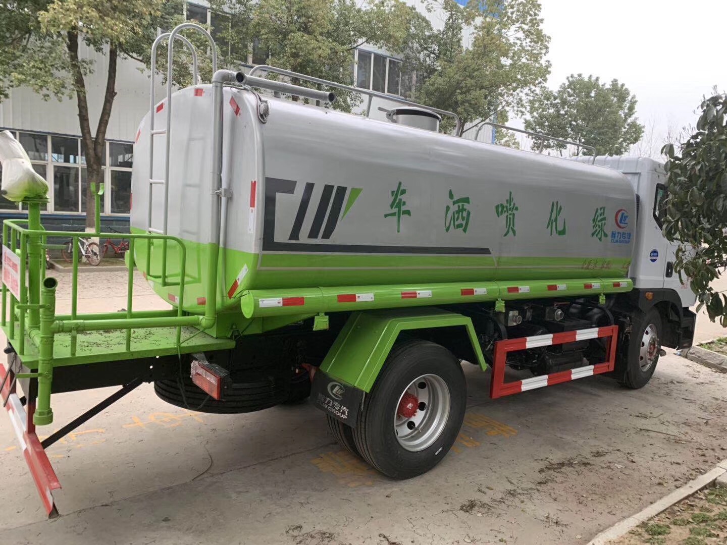 國六東風D9灑水車i