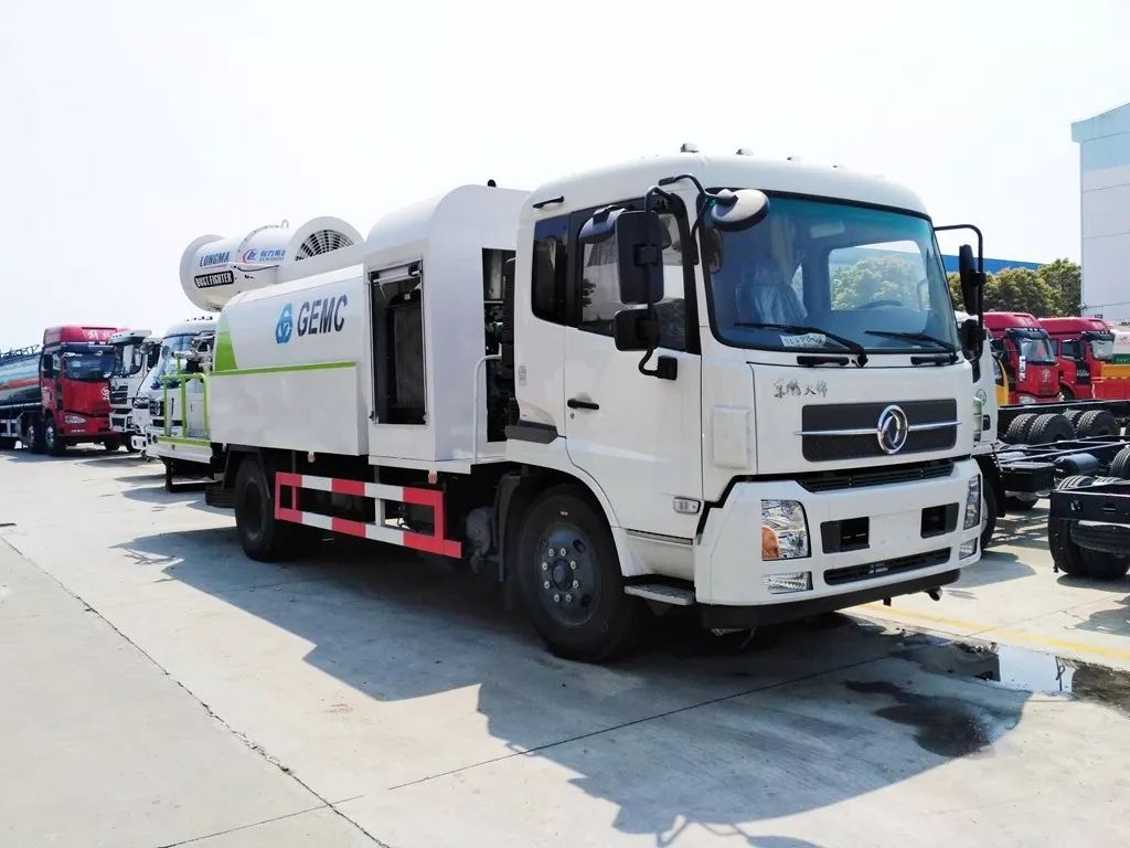 環(huán)衛(wèi)車,灑水車,噴霧車,東風(fēng)噴霧車,天錦噴霧車,12噸噴霧車,抑塵車,霧炮車