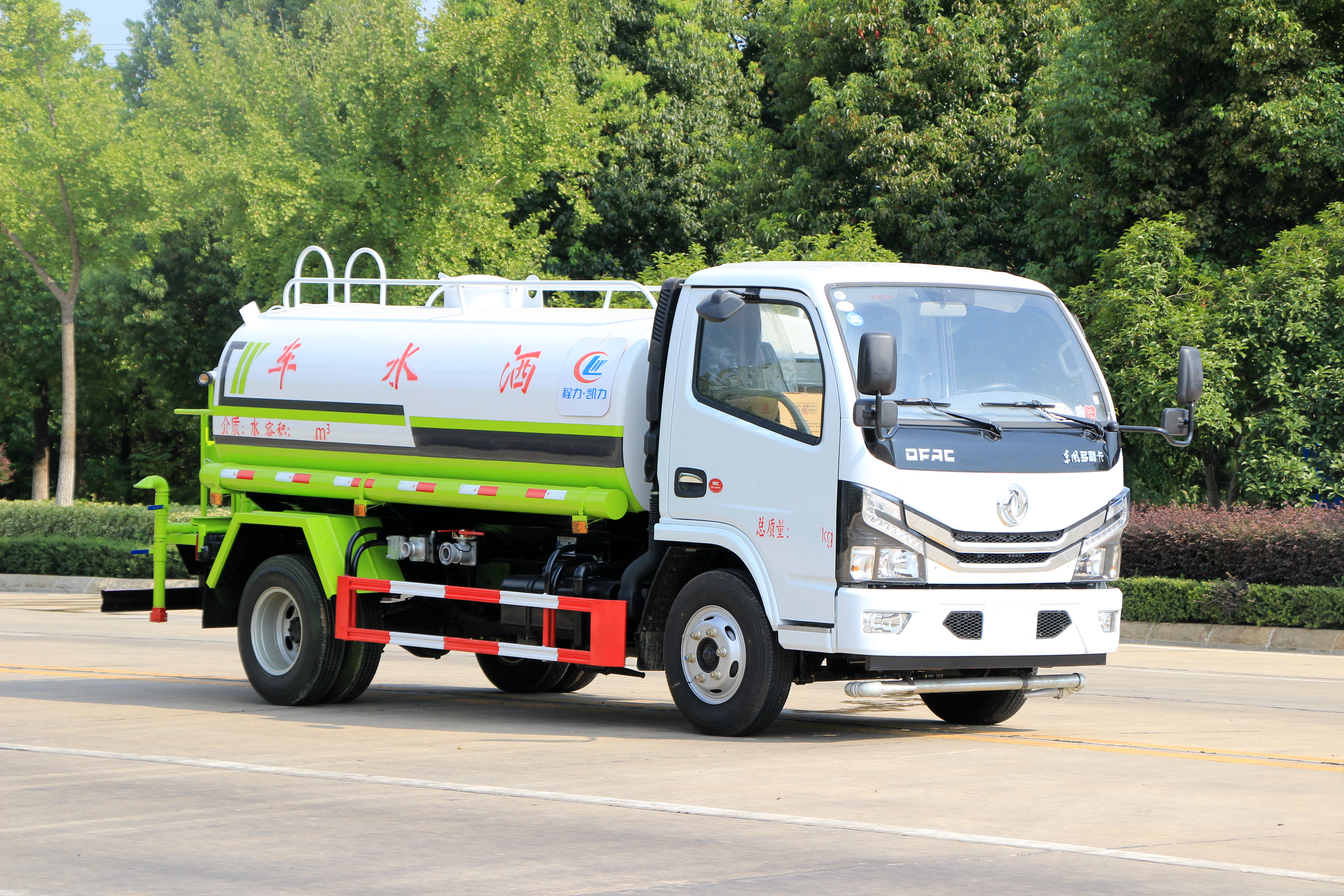 東風國六小多利卡灑水車1