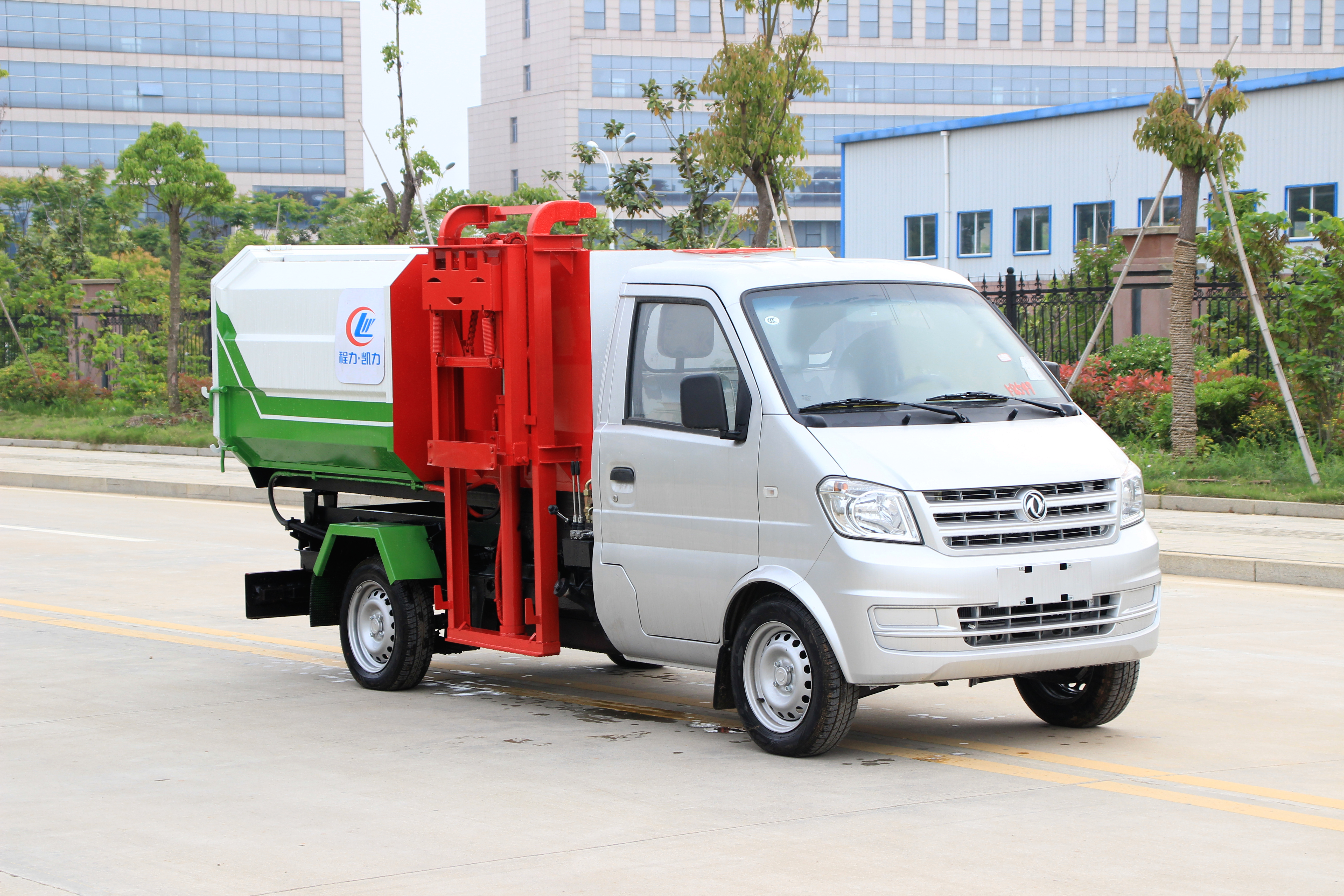東風(fēng)小康3方掛桶垃圾車