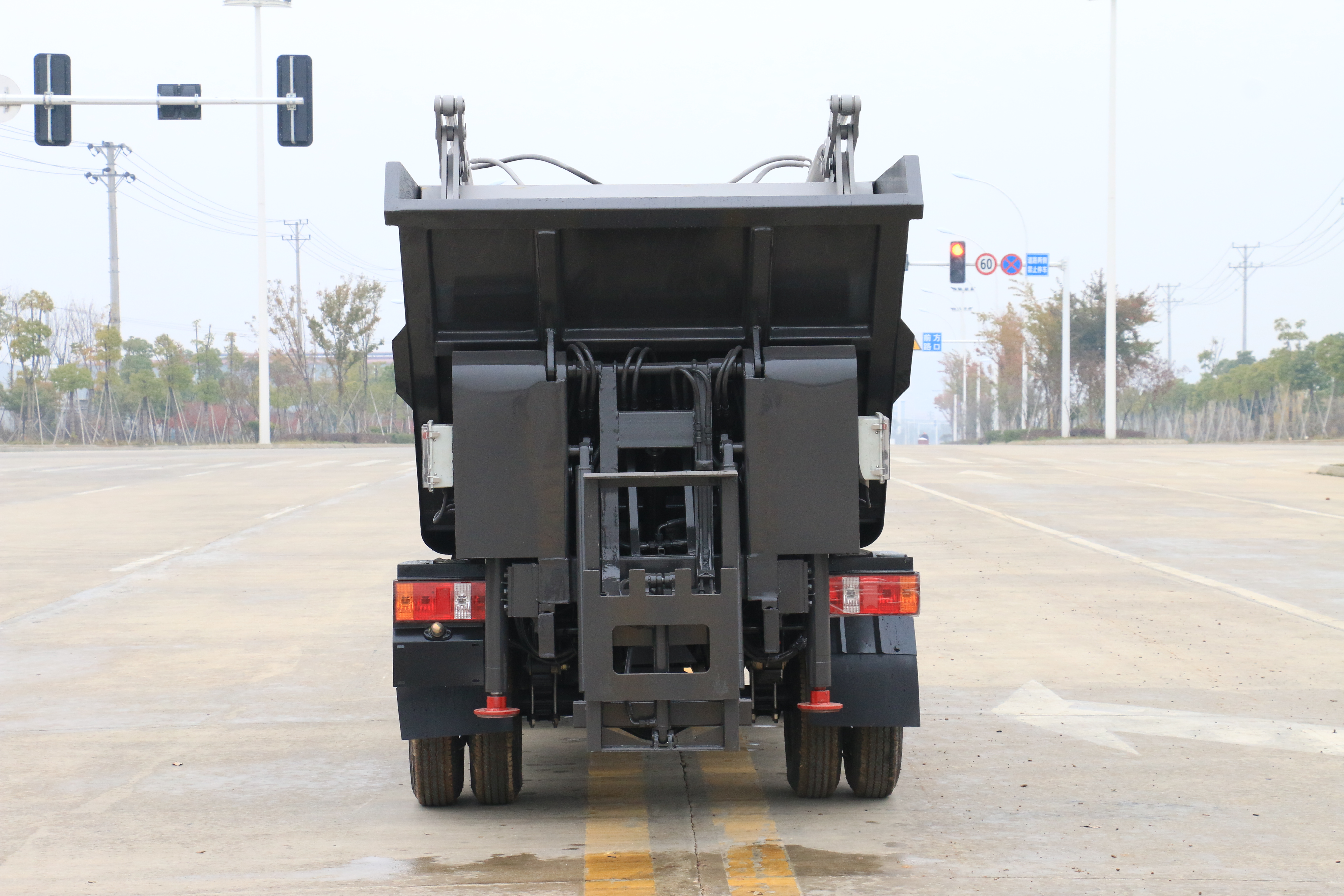 福田小卡之星3方垃圾轉(zhuǎn)運車