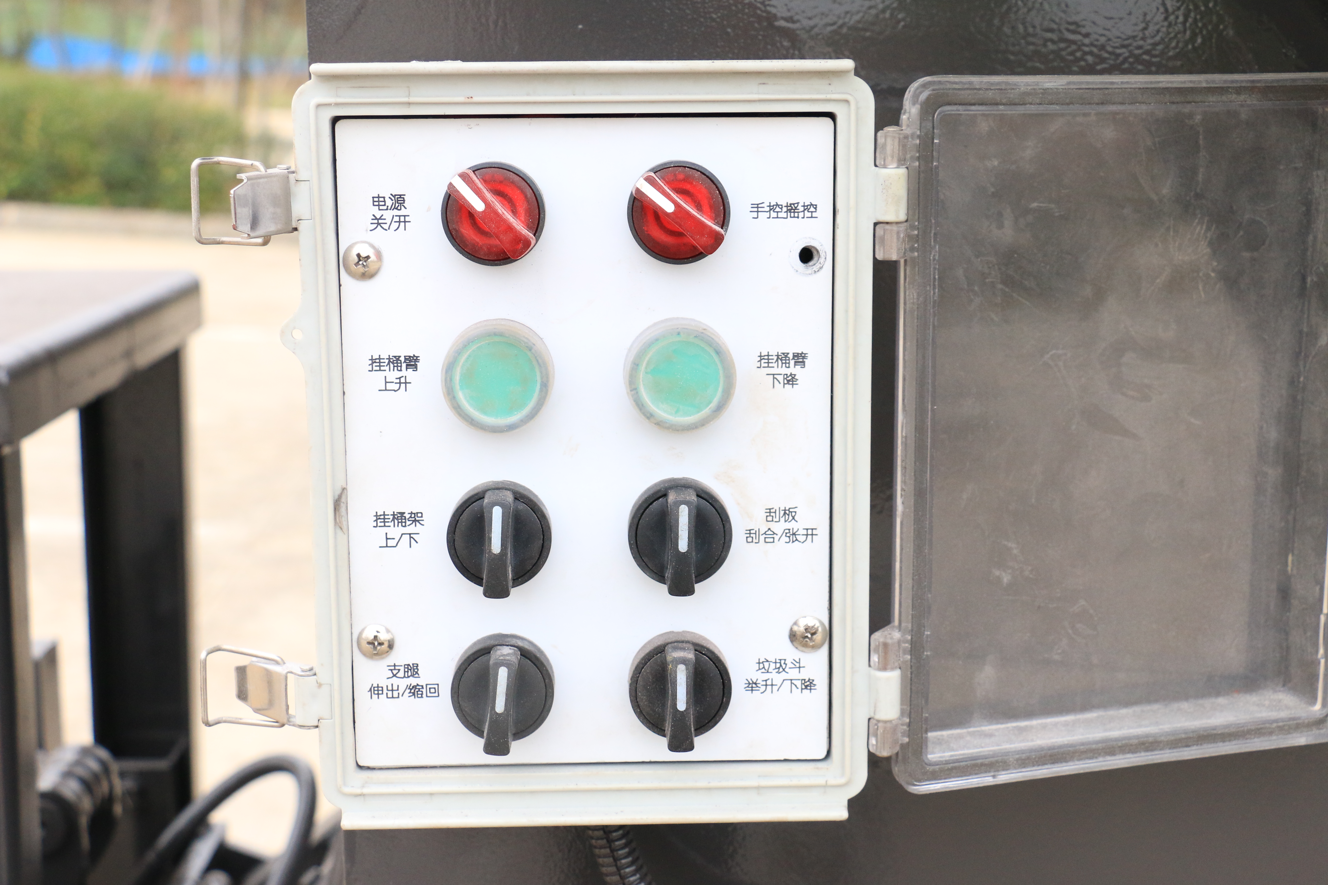 小卡之星3垃圾轉(zhuǎn)運車