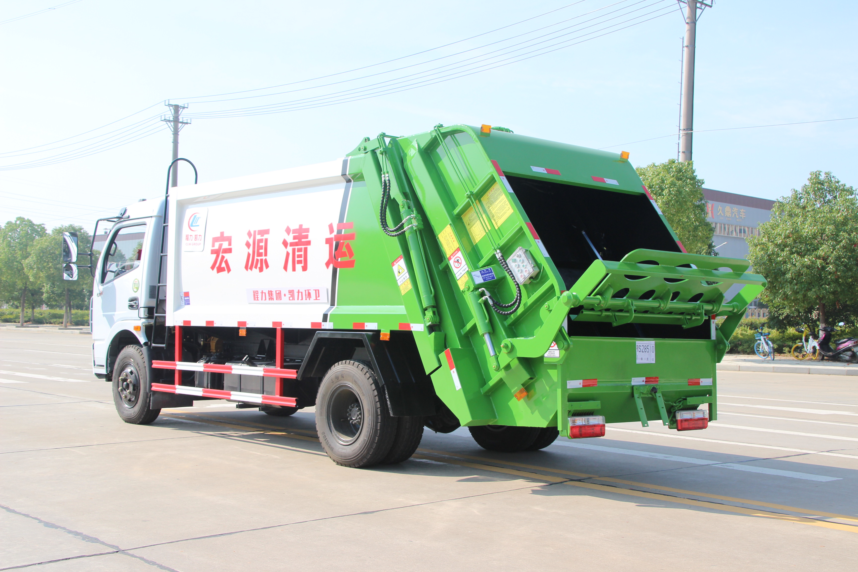 東風(fēng)多利卡6方壓縮垃圾車