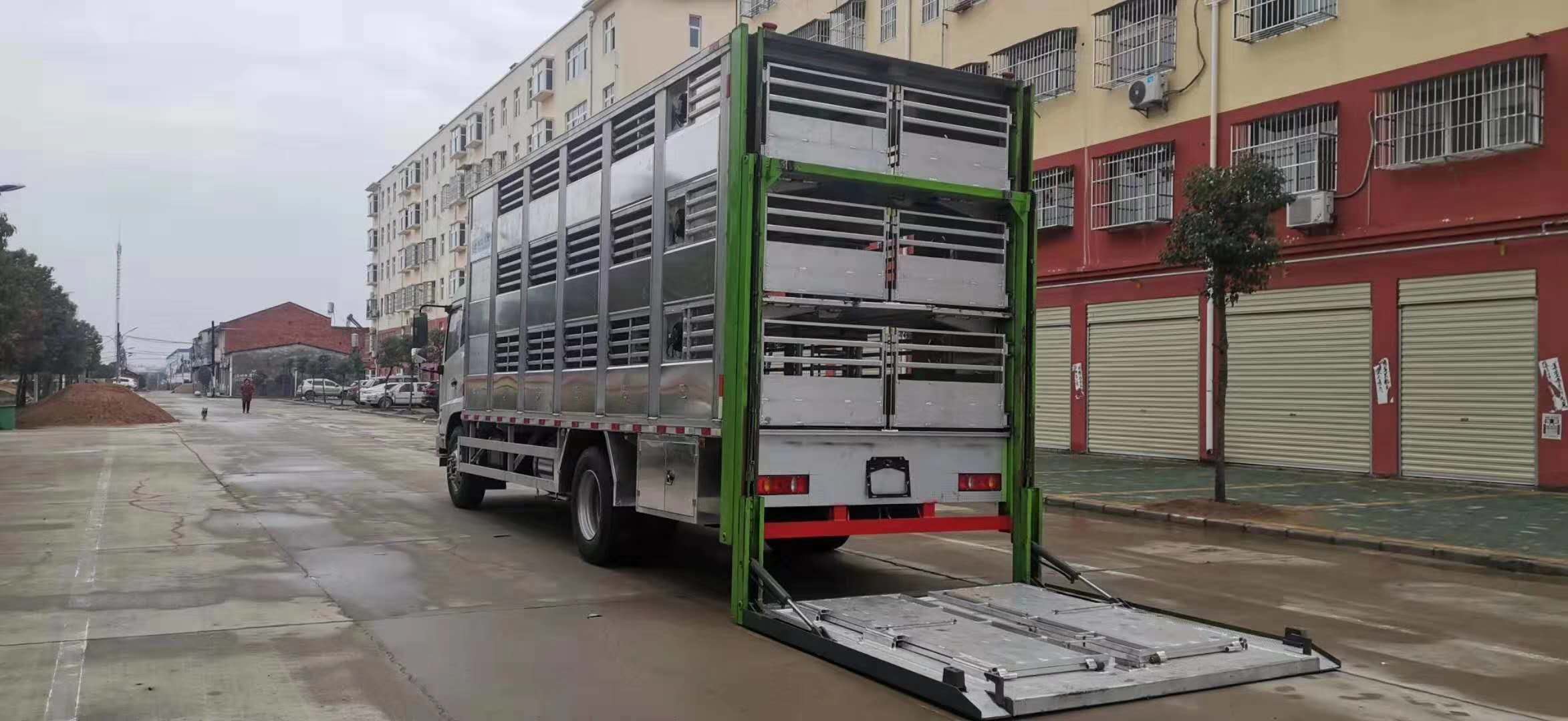 雛禽雛畜運(yùn)輸車(chē),禽畜運(yùn)輸車(chē)廠(chǎng)家