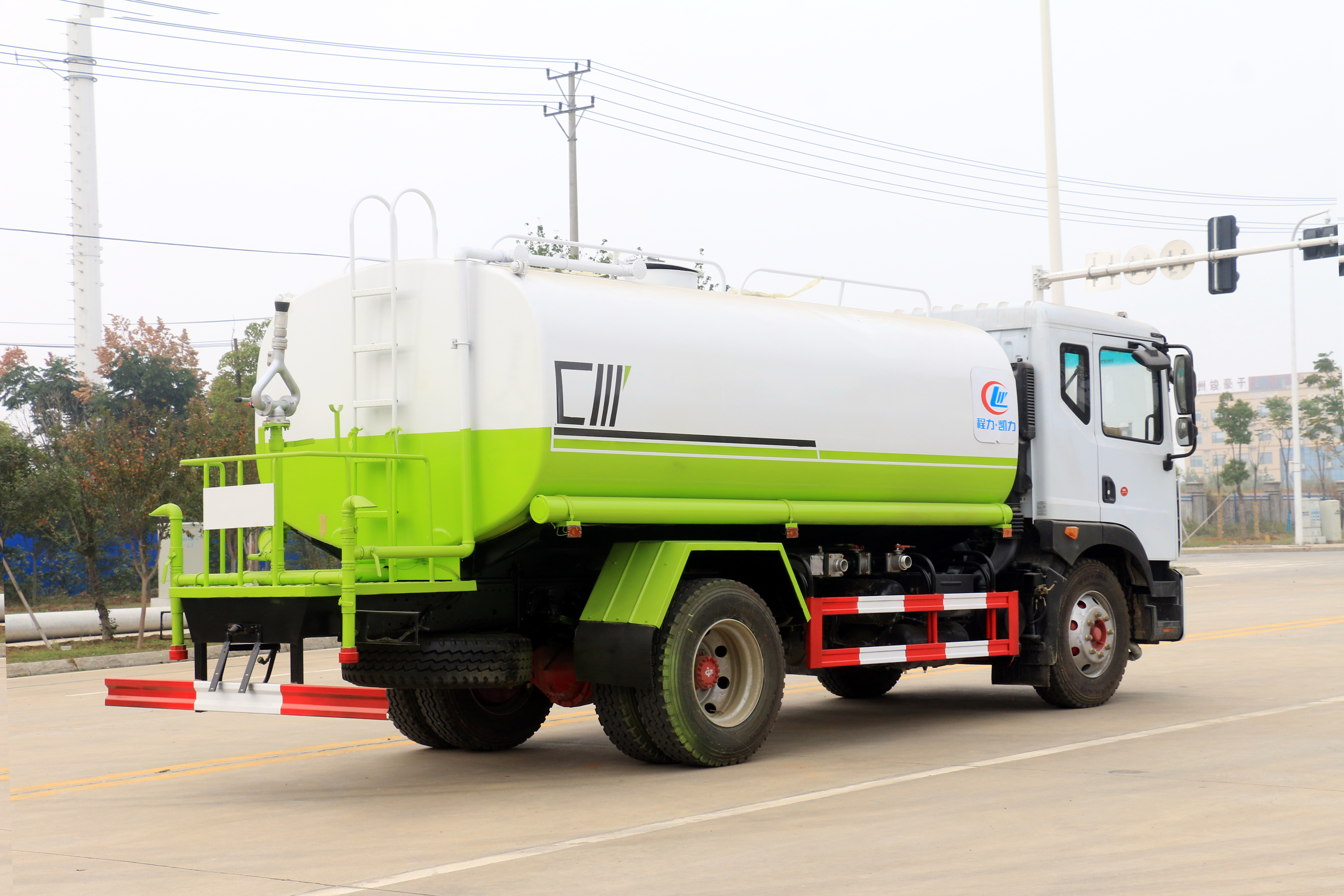 國六東風D9康機210馬力12方灑水車
