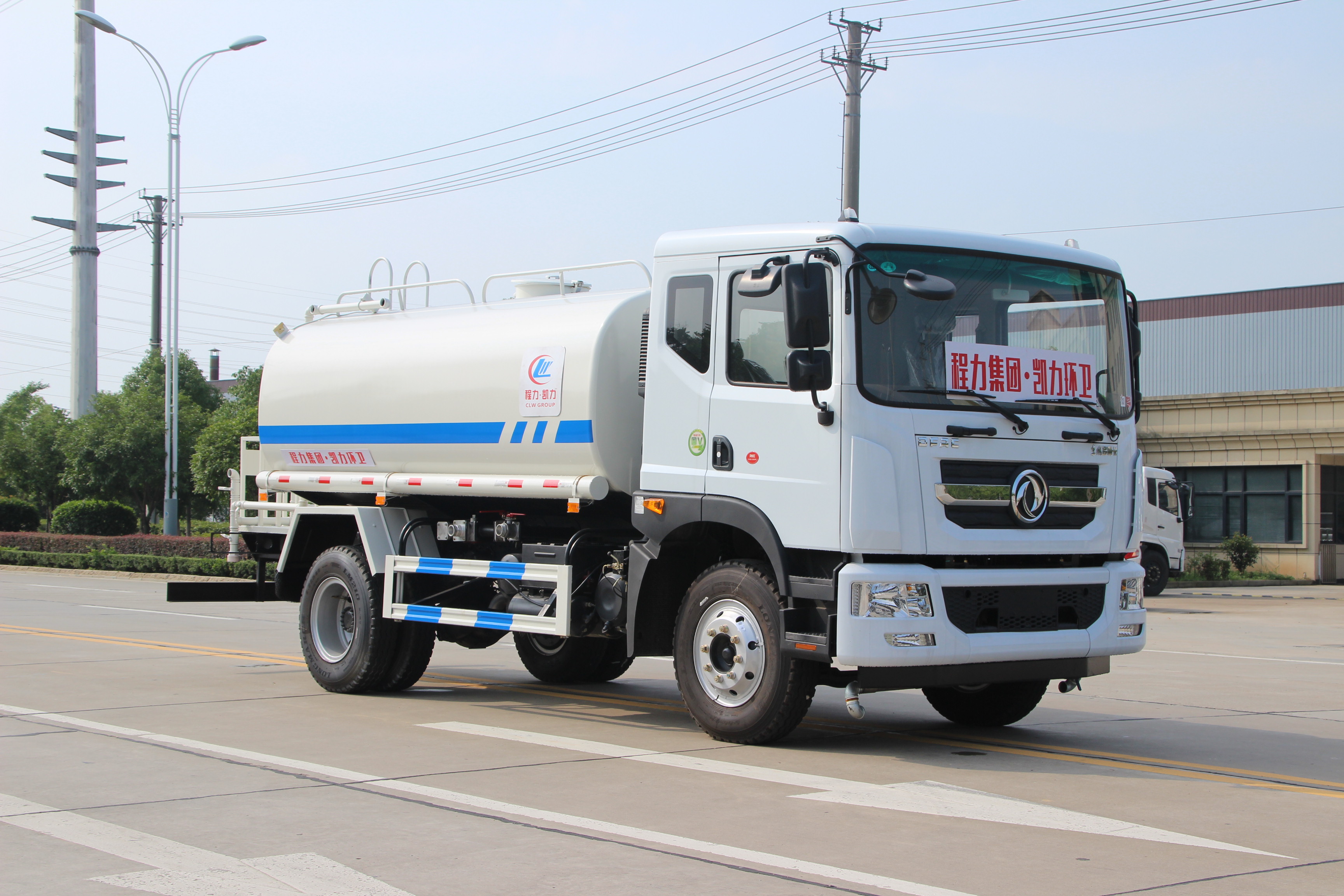 東風(fēng)12方灑水車廠家直銷,東風(fēng)15方灑水車價(jià)格