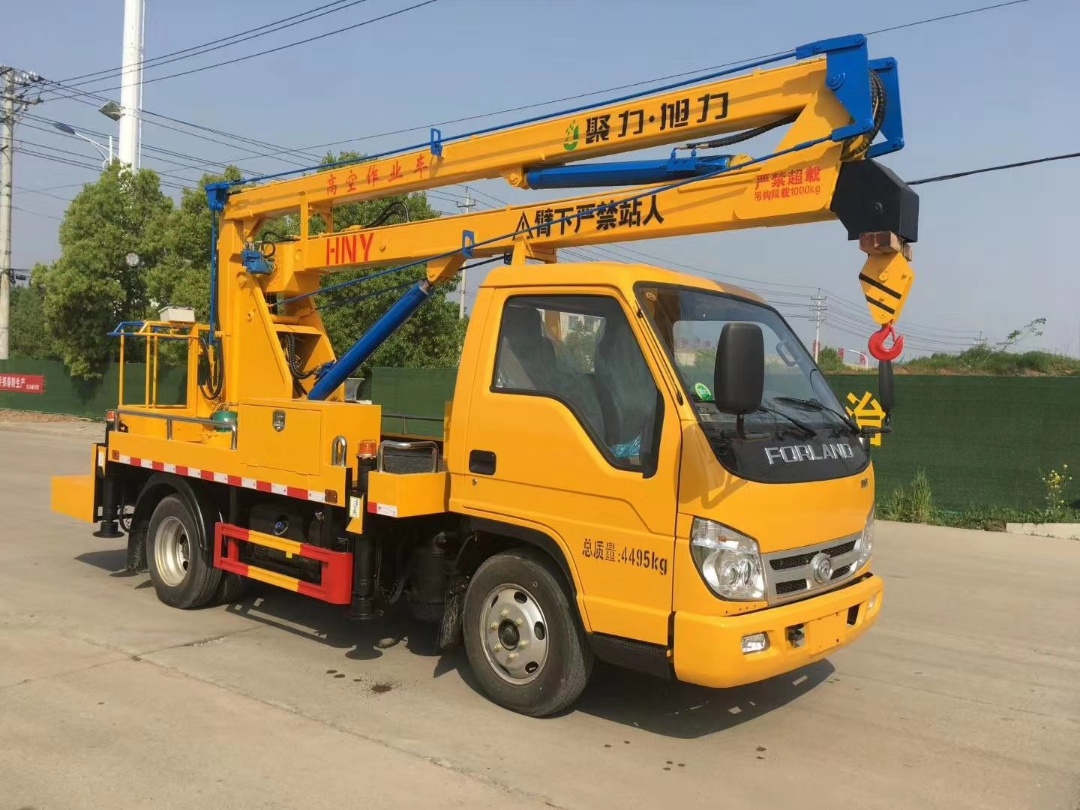 福田小卡高空作業(yè)車,3/13.5米藍(lán)牌直臂式高空作業(yè)車