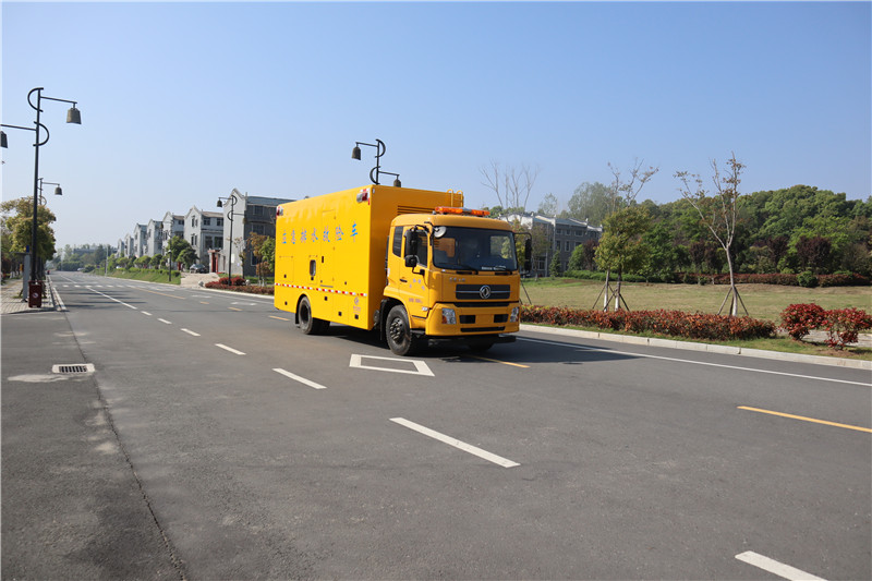 東風(fēng)天錦救險(xiǎn)車廠家直銷價(jià)格