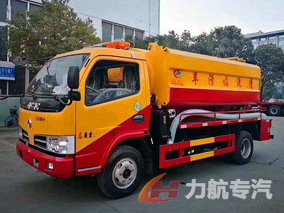 东风福瑞卡清洗吸污车图片