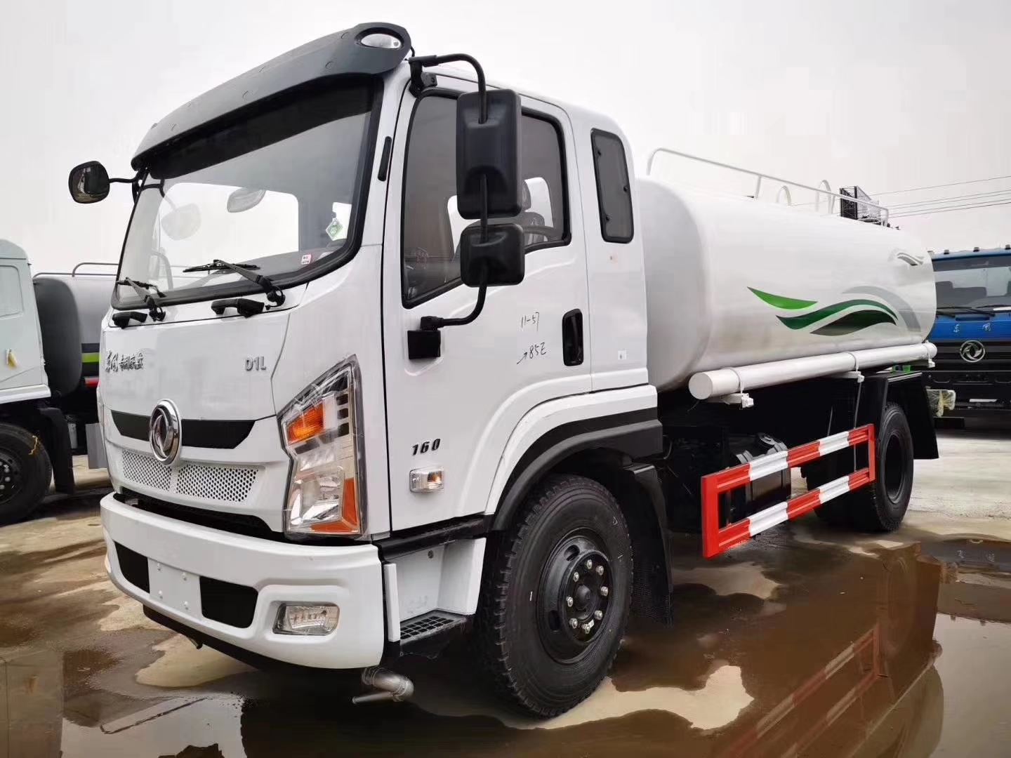 國(guó)五12方高性價(jià)比灑水車在哪買？國(guó)五灑水車多少錢？