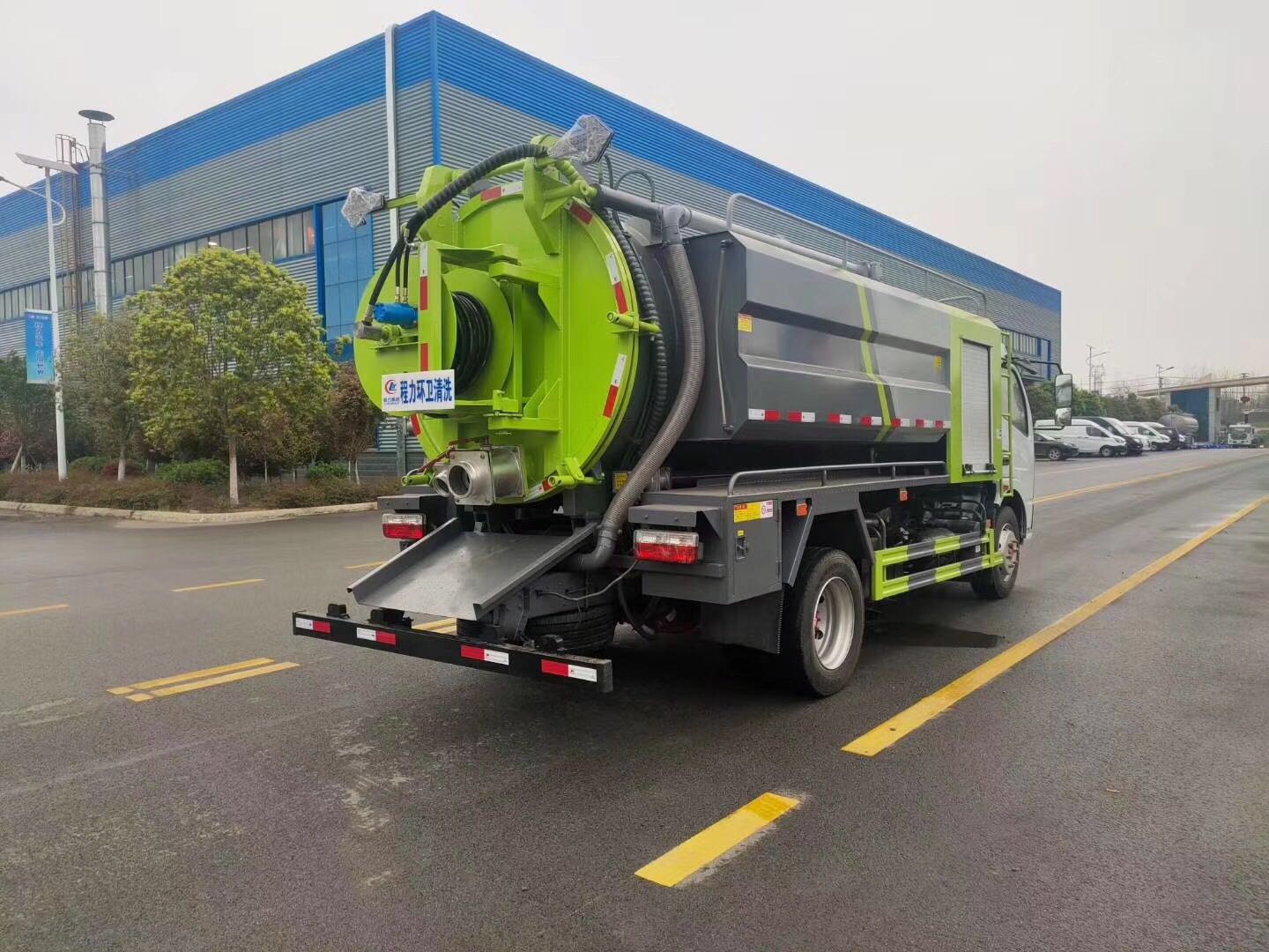 國六東風(fēng)大多利卡清洗吸污車 (3)