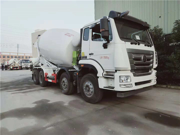 湖北隨州12方輕量化攪拌車多少錢一臺(tái)