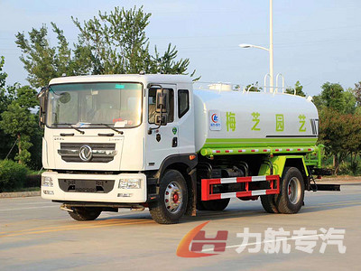 國(guó)六15方東風(fēng)D9灑水車
