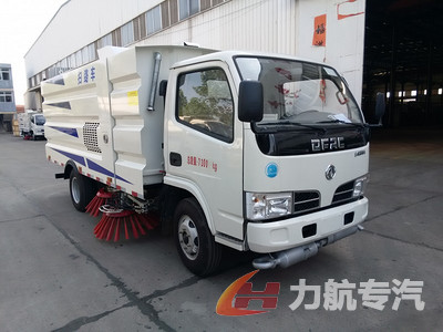 東風(fēng)D6多利卡5方掃路車