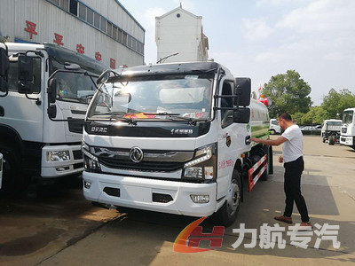 國六8方霧炮灑水車