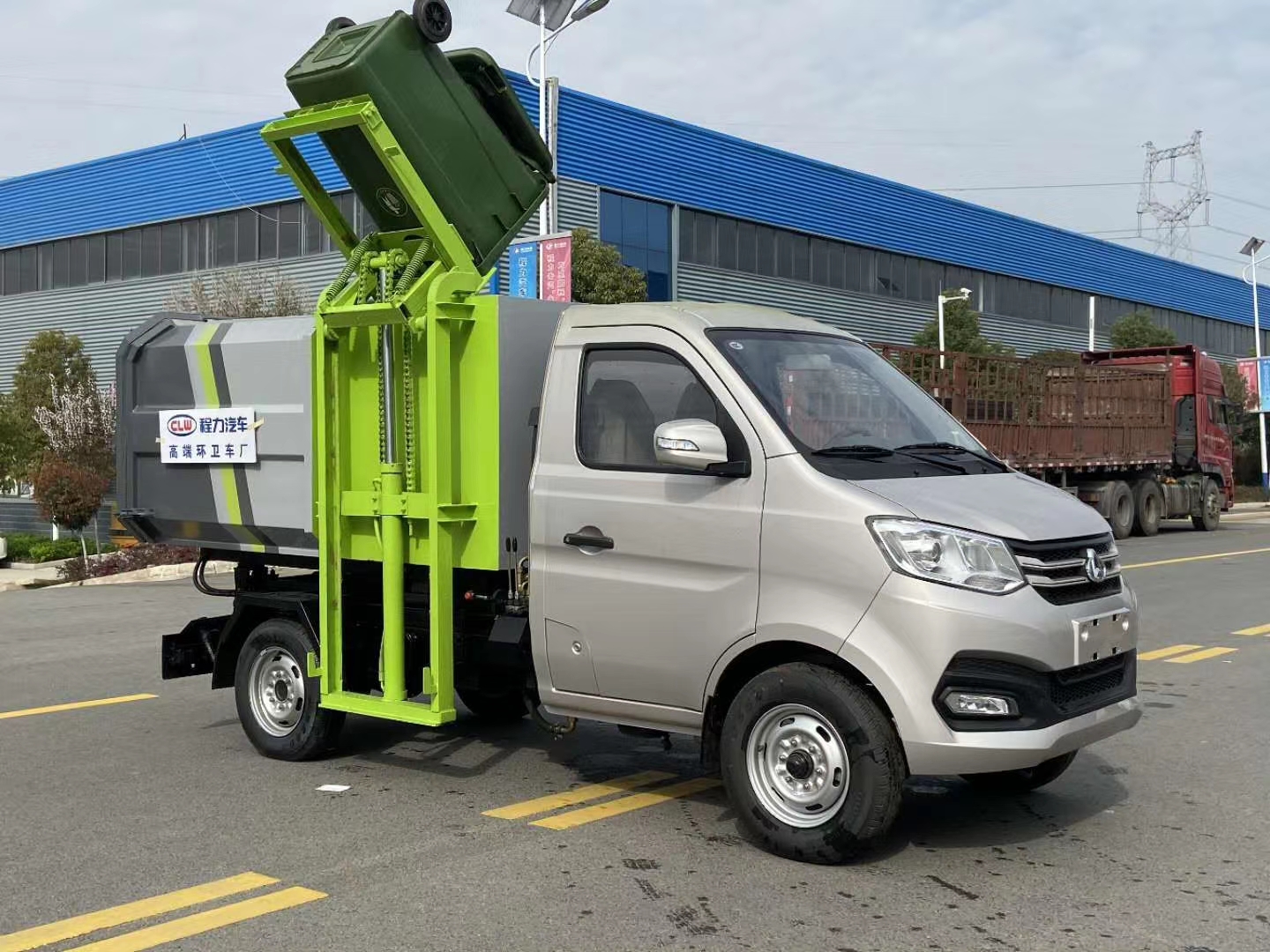 国六长安3方挂桶