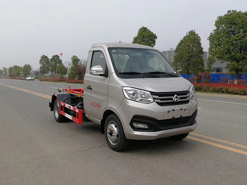 長(zhǎng)安3方鉤臂式垃圾車