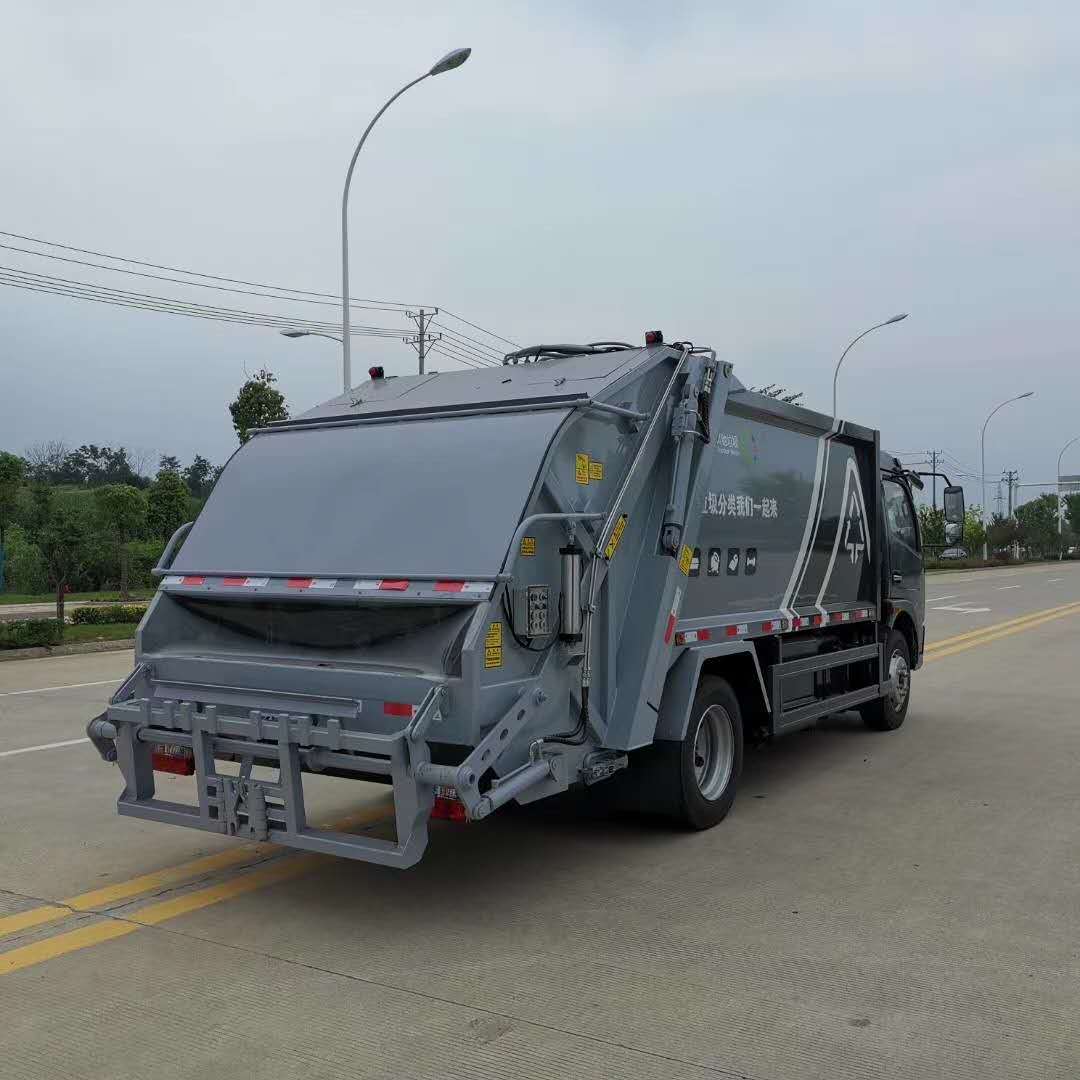 國六8方壓縮垃圾車定制款多少錢
