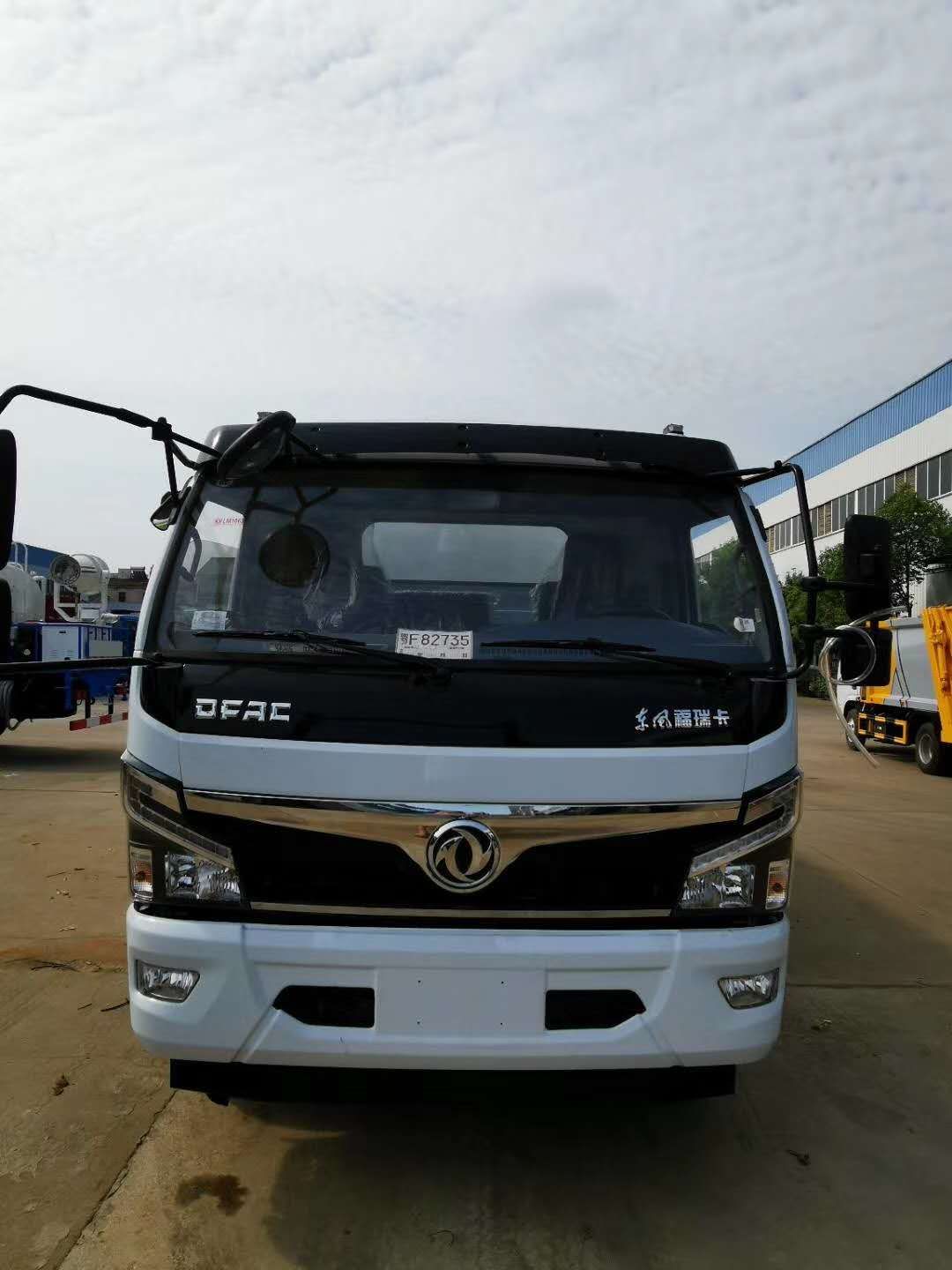 國(guó)六東風(fēng)福瑞卡灑水車(chē)多少錢(qián)？東風(fēng)福瑞卡