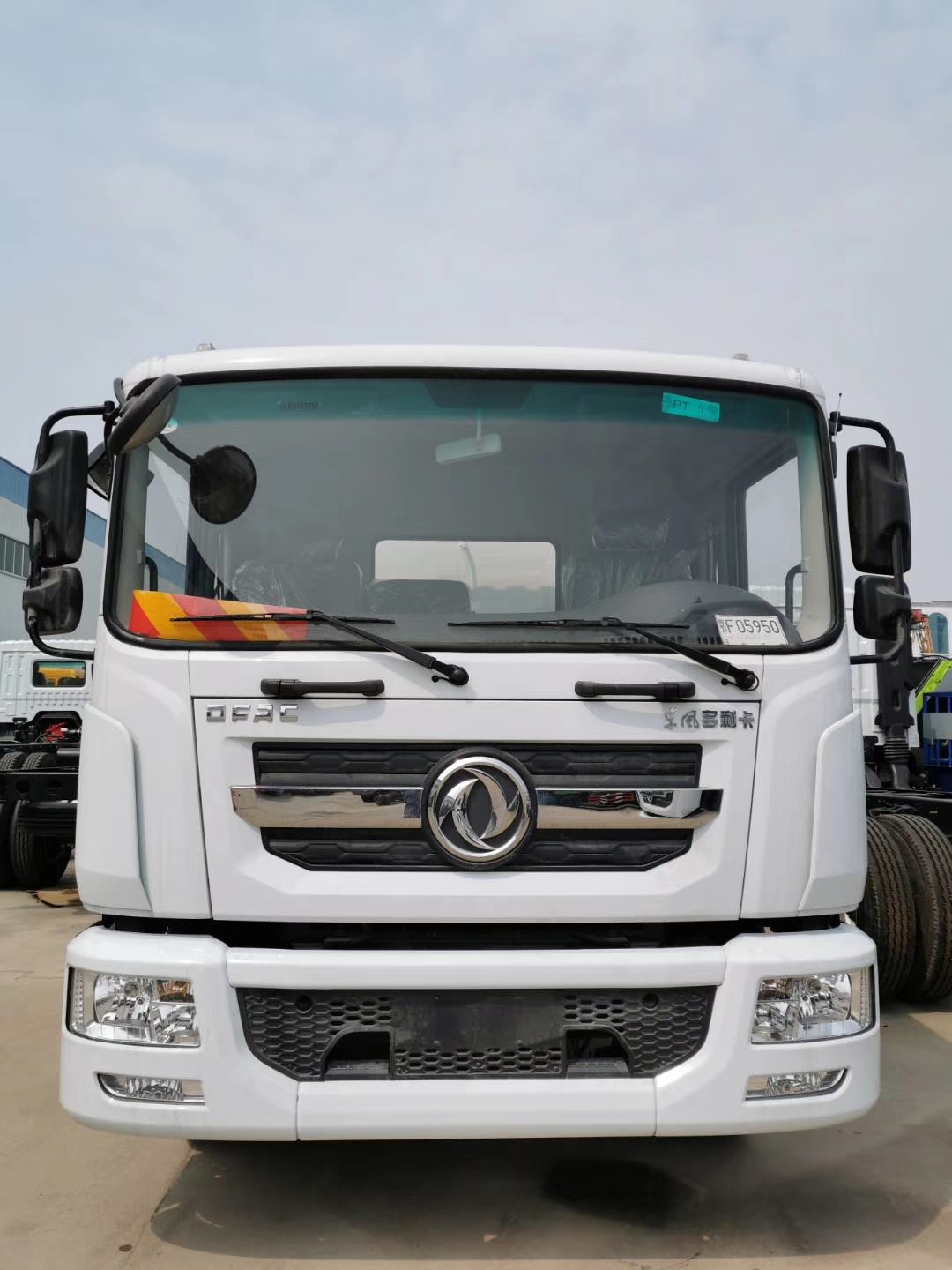 國六灑水車 灑水車在哪里買 ？