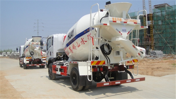 重汽王牌7方水泥罐車價格