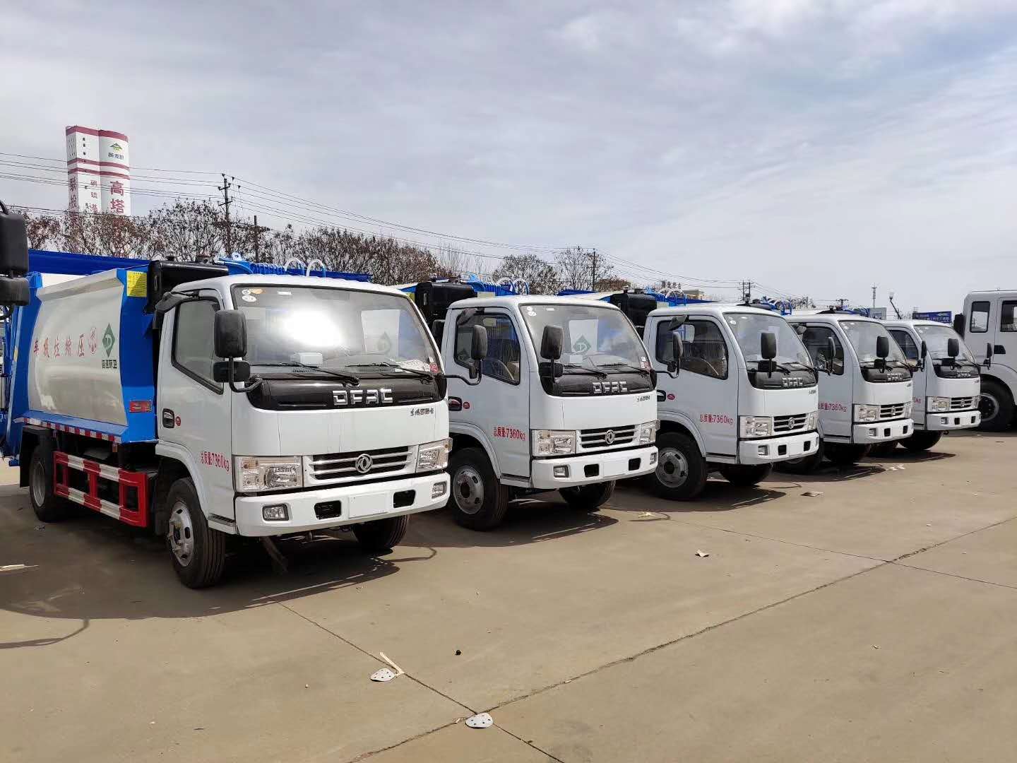 國五國六路面洗掃車現(xiàn)車圖片配置介紹
