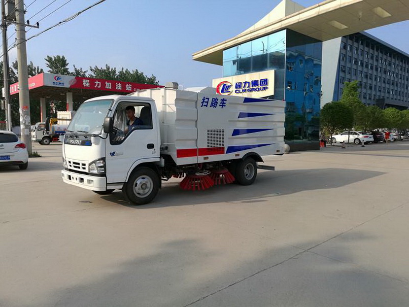 興仁市還多舉動(dòng)打開新能源燃料的普及，涉氣重工業(yè)的晉級改造，燃燒物的有用管控，為興仁市空氣質(zhì)量再上新臺(tái)階供給有力支撐。