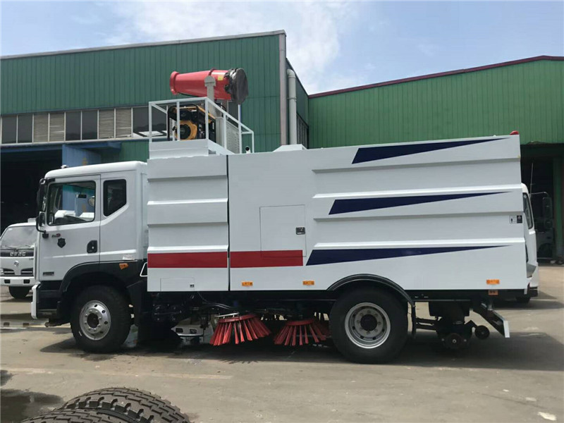 新中綠掃路車 (7)