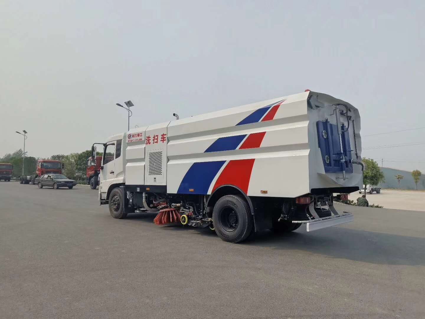 天錦洗掃車3