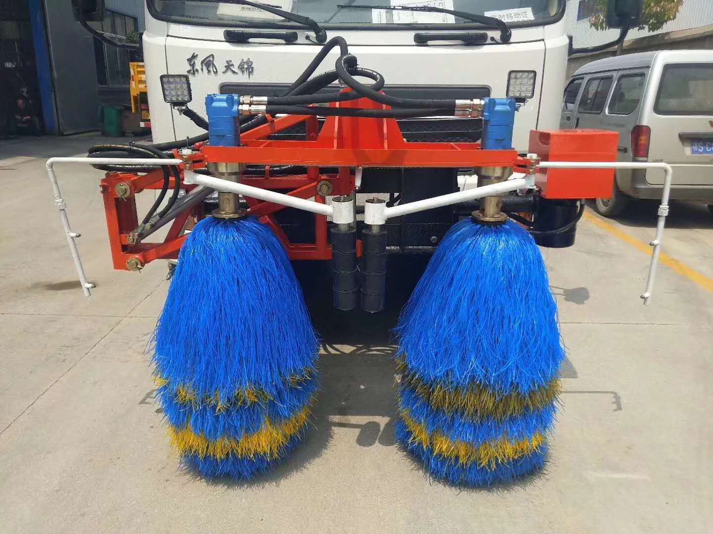 天錦洗掃車4