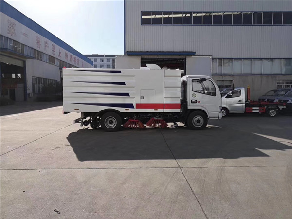 5方掃路車(chē)價(jià)格