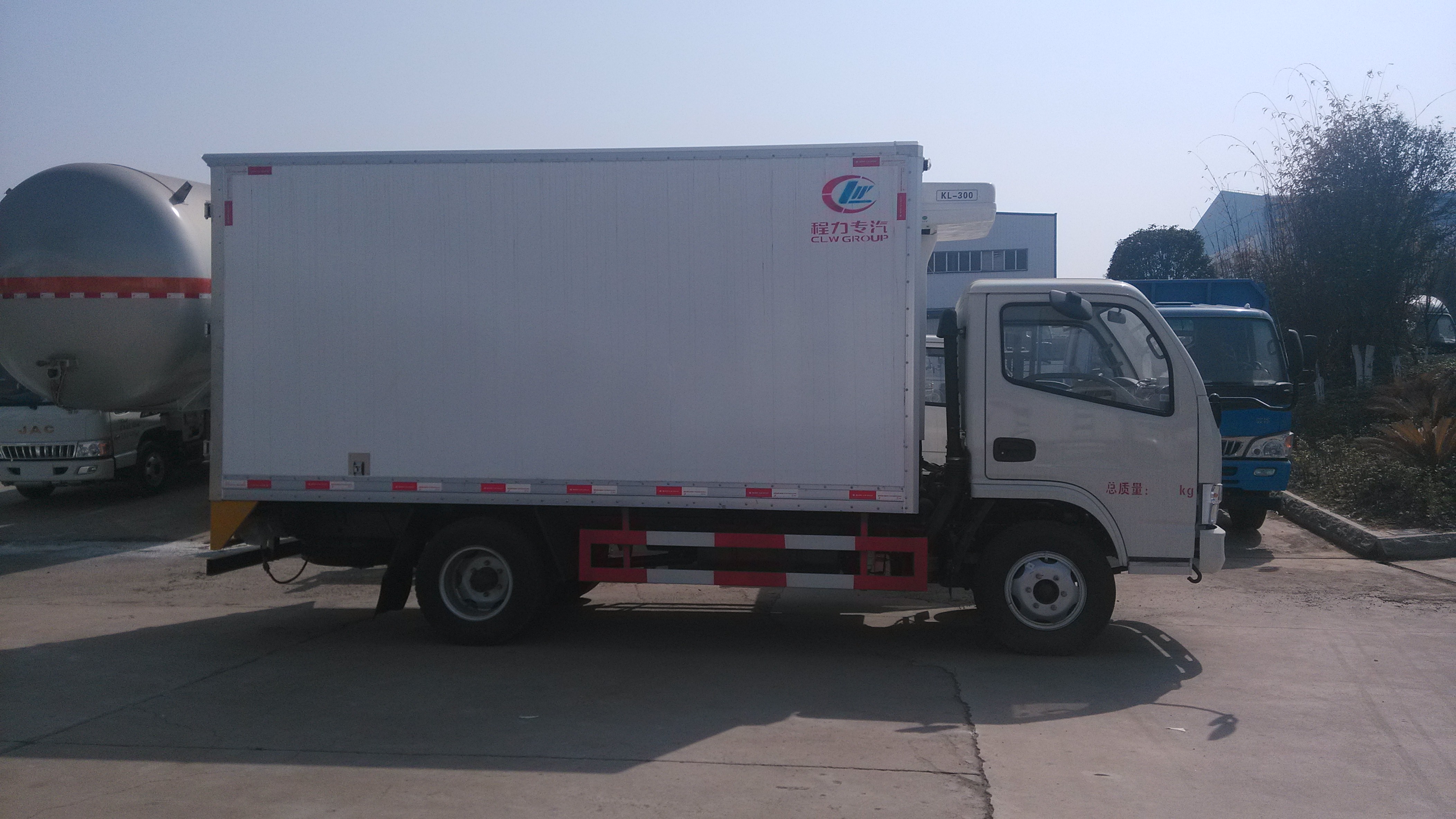 東風(fēng)多利卡冷藏車2