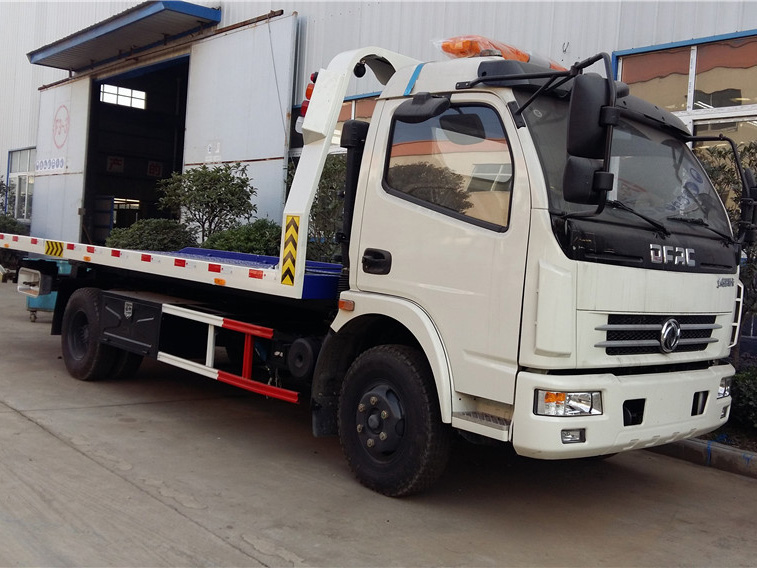 東風(fēng)大多利卡一拖二清障車(chē) 程力集團(tuán)