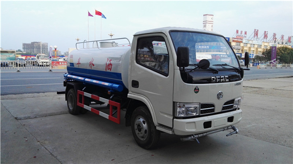 東風福瑞卡5噸灑水車（不上牌）4