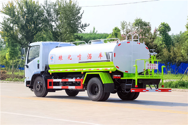 東風(fēng)福瑞卡9.2方灑水車圖片
