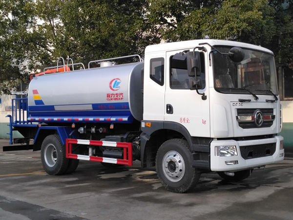 東風(fēng)D9霧炮車30-40米