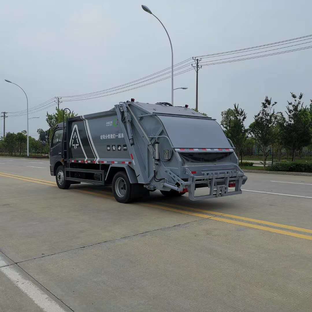 國六8方壓縮垃圾車定制款多少錢