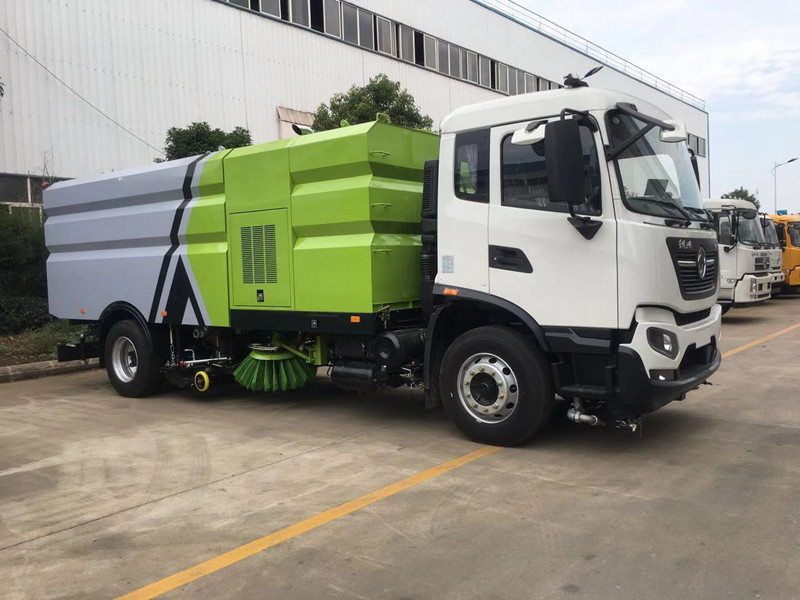 國(guó)六東風(fēng)天錦洗掃車