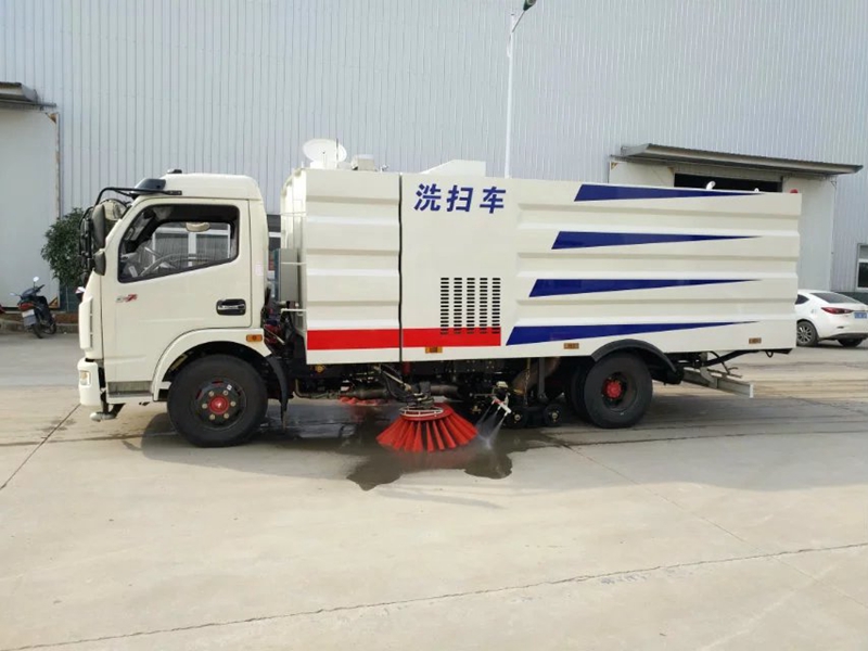 國五東風(fēng)凱普特洗掃車