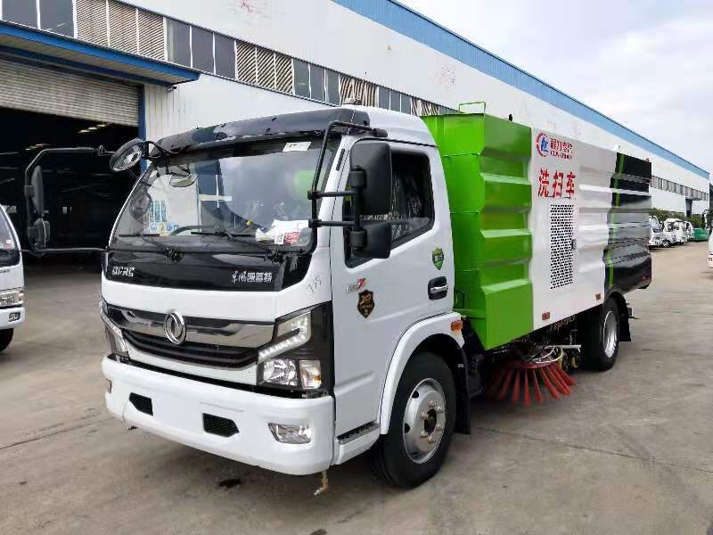 國五東風(fēng)凱普特洗掃車
