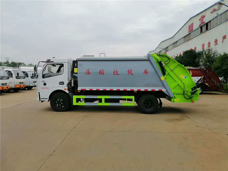 8方壓縮垃圾車圖片 (3)