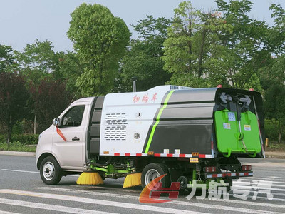 国六长安小型扫路车生产厂家图片