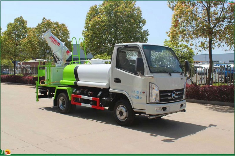 凱馬2.4噸藍(lán)牌小型灑水車 凱馬2.4噸藍(lán)牌小型灑水車圖片