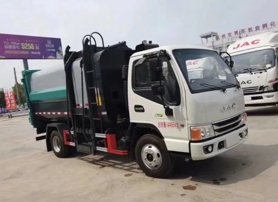 国六5方挂桶垃圾车